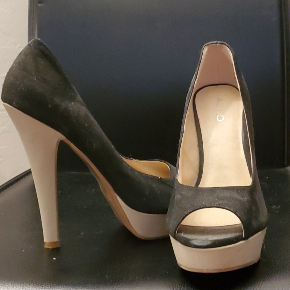 Balck aldo heels